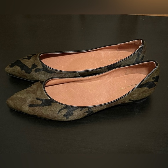 All Black Jungle Ballet Flats - Picture 4 of 14